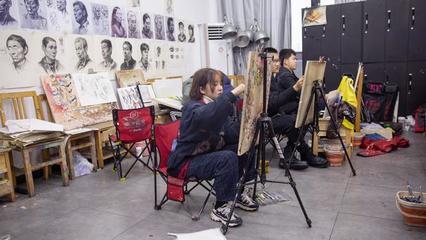 美术高考培训的喜与忧--以杭州的画室为例